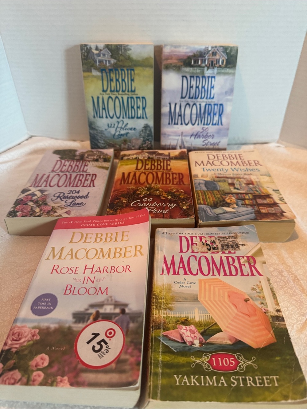 Debbie Macombet 7 paperback books